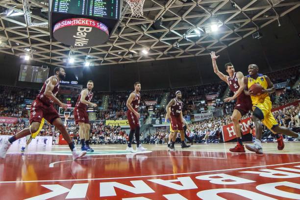 显难能可贵 显难能可贵